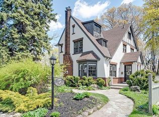 1060 Mohawk Rd, Burlington, ON L7T3M6