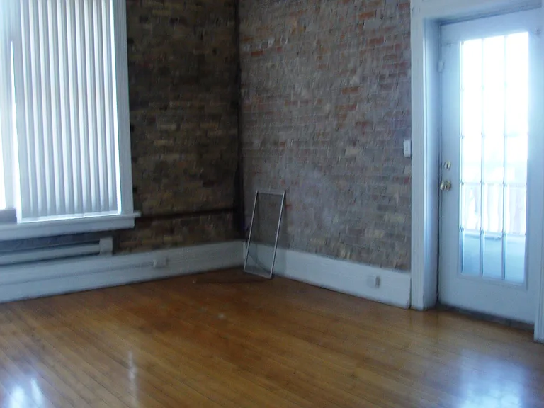 Living Room Nice and Bright