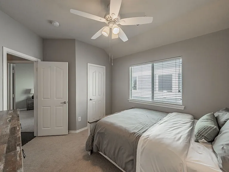 5112 Keating St — Photo 21