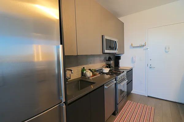 Rented by Compass | media 6
