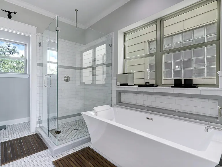 1706 Francis St #B — Photo 14