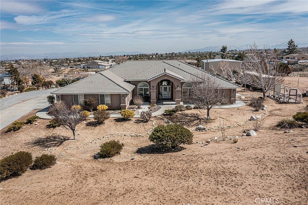 8625 Tego Rd, Phelan, CA 92371 Zillow