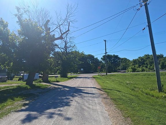 4th image of 105 Cross St