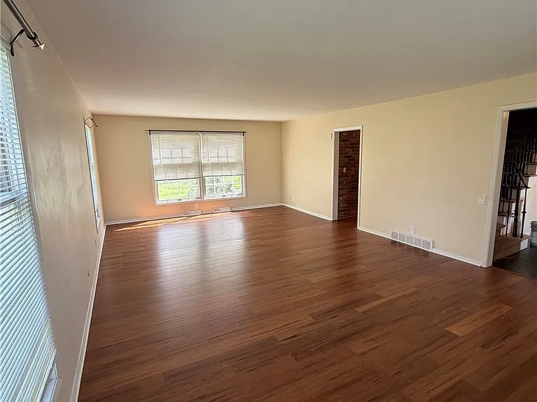 30800 Gates Mills Blvd — Photo 10