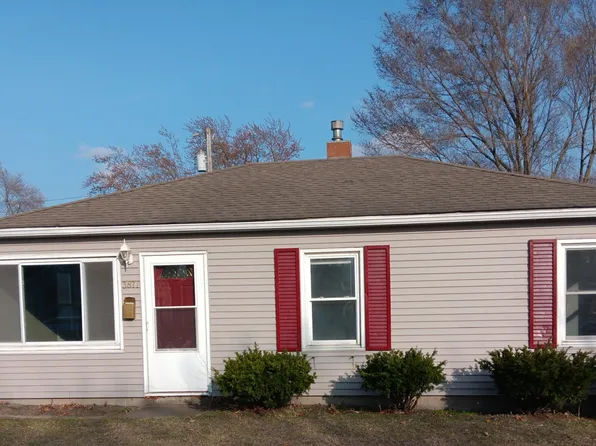 3877 Colbourne St, Hobart, IN 46342