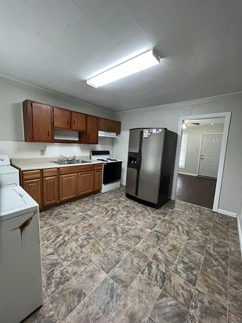 Charming one bedroom in South Charleston — Photo 3