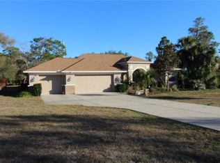 8476 Madrid Rd, Weeki Wachee, FL 34613