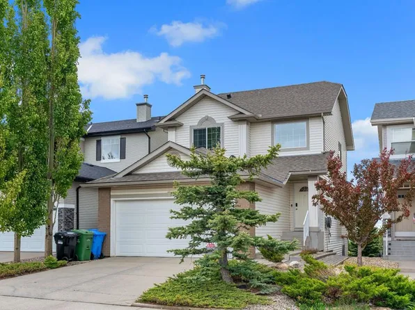 208 N Royal Birch Cir NW, Calgary, AB T3G 5L4