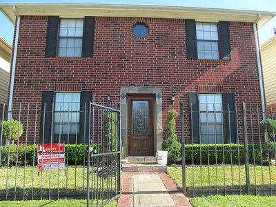 8639 Rustling Leaves Dr, Houston, TX, 77083