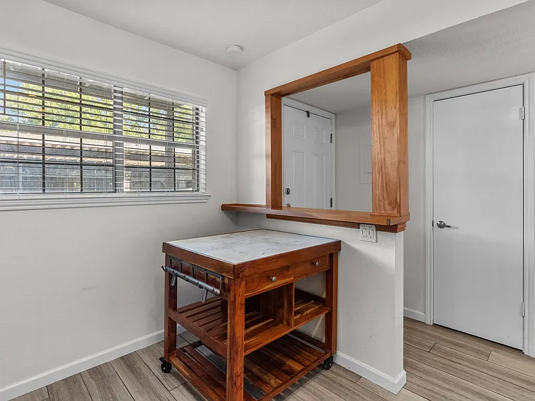 1811 Maplewood Trl — Photo 15