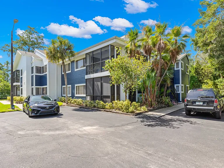 Avana Lakeview — Photo 20