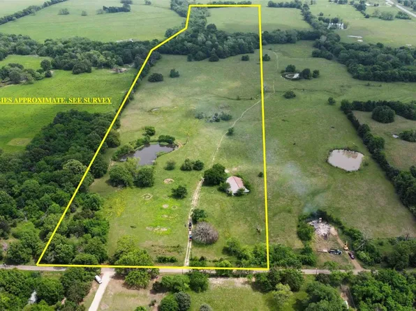 1 County Road 2123, Clarksville, TX 75426