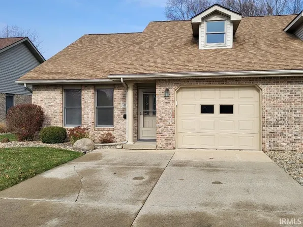 4118 N Villas Dr, Kokomo, IN 46901