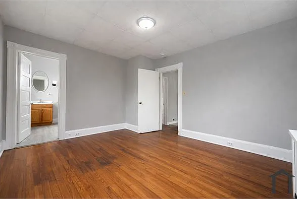2604 Hamilton Ave #2 — Photo 7