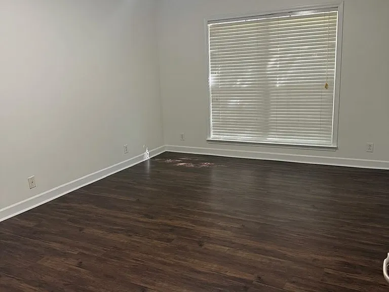 2136 Cason Ln — Photo 17