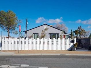 15868 M St, Mojave, CA 93501