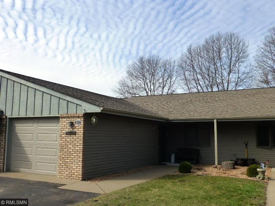 1st image of 833 Cedar Ct #9B