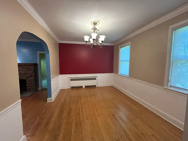 306 Kingston Rd — Photo 4
