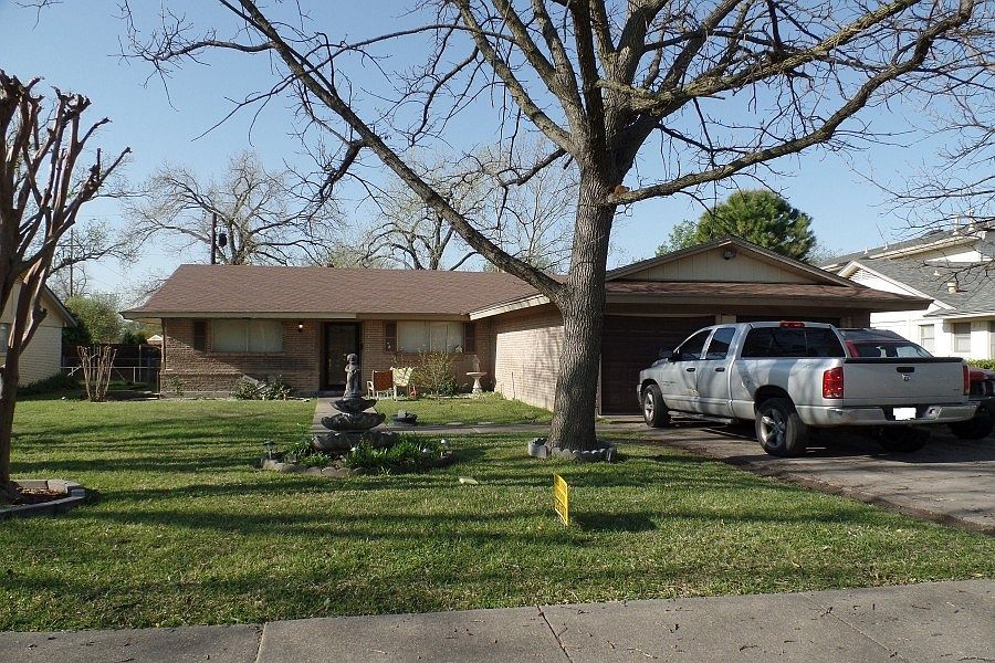 1st image of 607 Melrose Dr