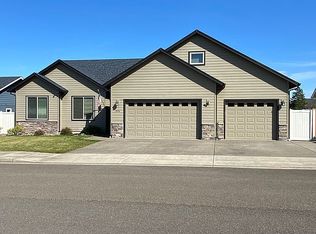 326 Ashwood St, Sutherlin, OR