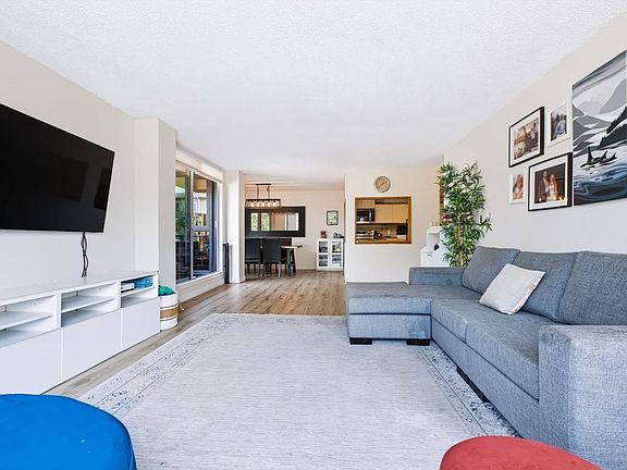 3rd image of 1350 View Cres #408