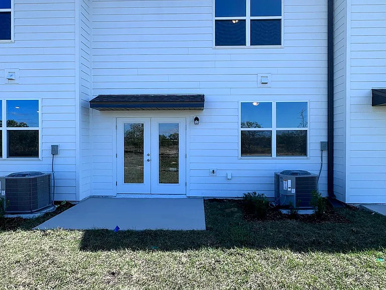 189 Mandovi St — Photo 15