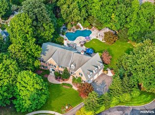 12 Mitchell Way, Ramsey, NJ 07446