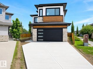 16 Middleton Close, Leduc, AB T9E0E3