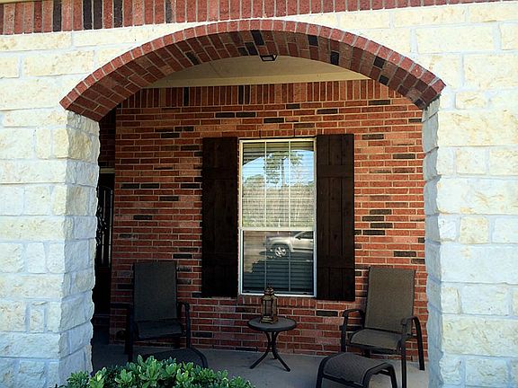 Cozy Front Porch.