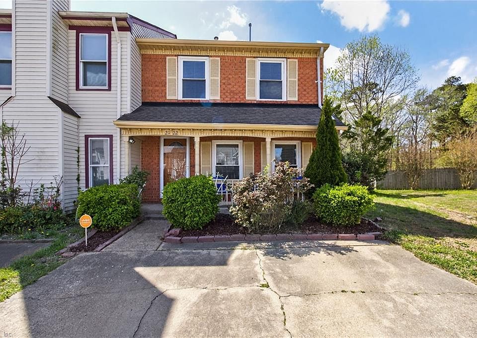 1st image of 2122 Lyndora Rd