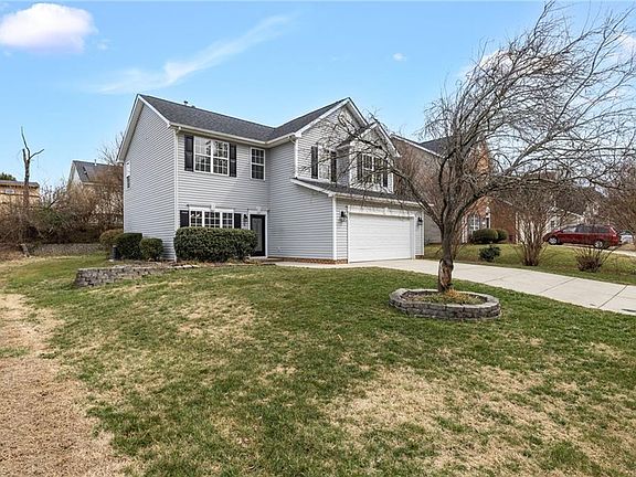 4th image of 5 Hartsfield Ct
