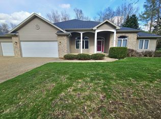 146 Steamburg Dr, East Leroy, MI