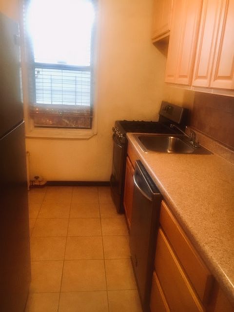 2nd image of 2781 Ocean Ave APT 2E