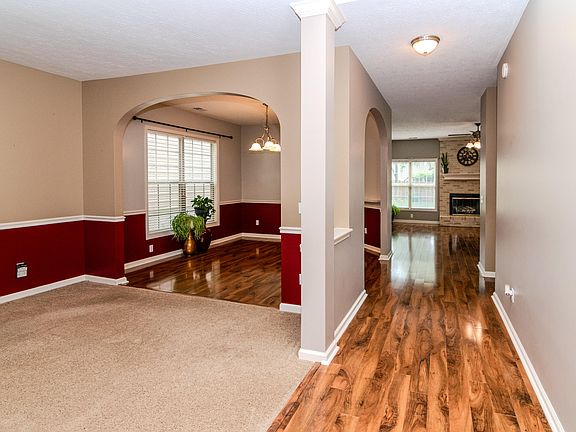 3rd image of 860 Winding Oak Trl