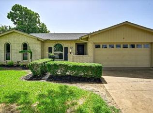 2732 Lago Vista Loop, Irving, TX 75062