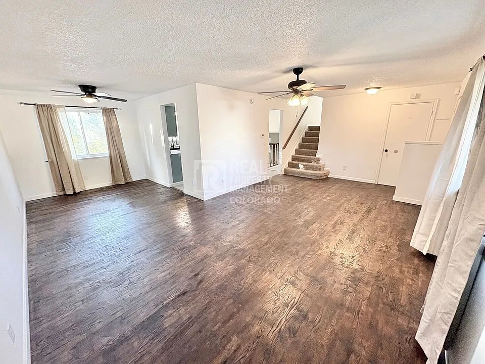 19027 E Cornell Ave