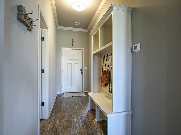 4th image of 3601 E Rockport Pl