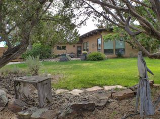 5 Erie Ln, White Rock, NM 87544