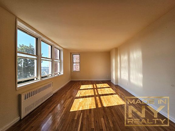 4th image of 224-10 Jamaica Ave #3D