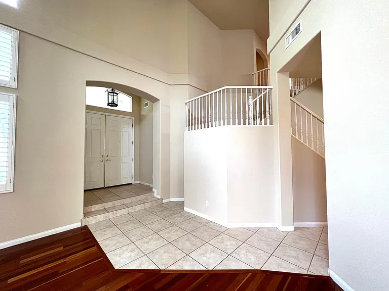 2237 Timber Rose Dr — Photo 7