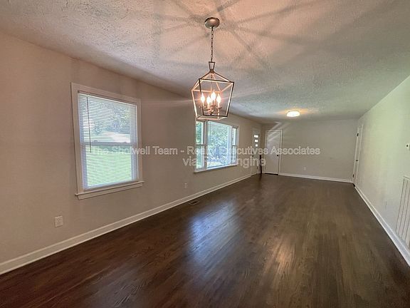 3rd image of 4304 Crosby Dr
