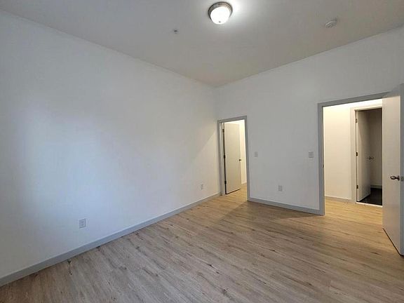 3rd image of 195 Lincoln Ave #301