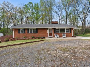 3993 Orange St, Triangle, VA 22172