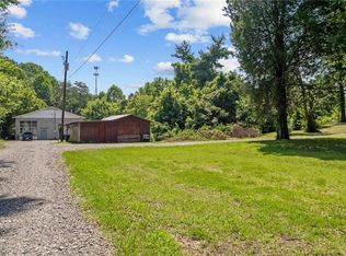 5755 Reynolda Rd, Winston Salem, NC 27106