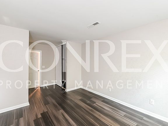 3rd image of 158 Tabby Creek Cir