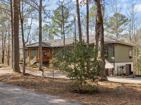 218 Saponi Trl, Fuquay Varina, NC 27526