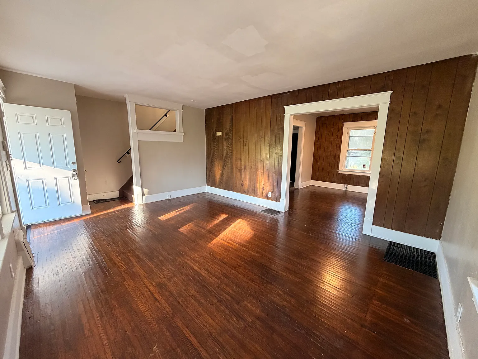 3 bed, 1158 sqft, $1,175 — Photo 2