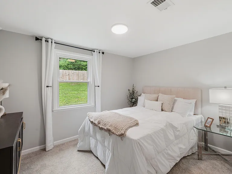 3223 Panorama Dr — Photo 16