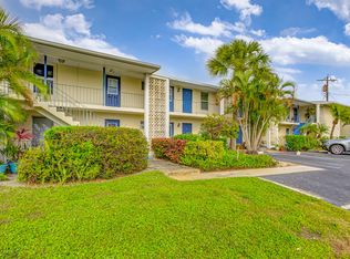 813 Hummingbird Way APT 6A, North Palm Beach, FL 33408