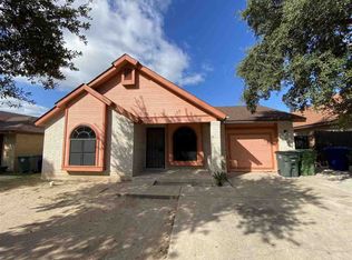 110 Lynn Loop, Laredo, TX 78045